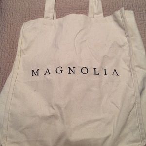 Magnolia tote bag